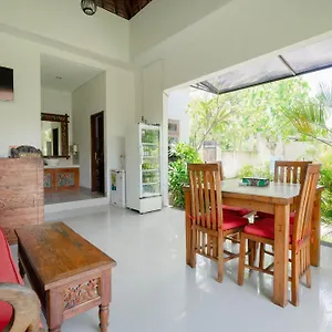Homestay Wira &, Uluwatu (Bali)
